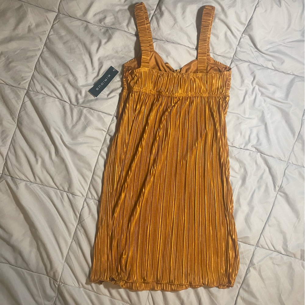 Elegant Copper Pleated Dress - Picture 6 of 7